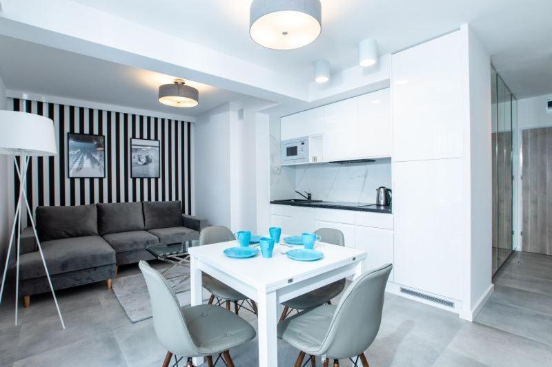 Resort Apartamenty Klifowa Rewal 30 ภายนอก รูปภาพ